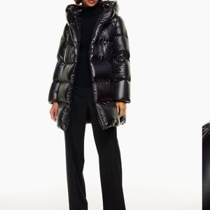 Aritzia mid size duvet Puffer
